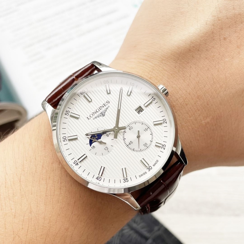 LONGINES